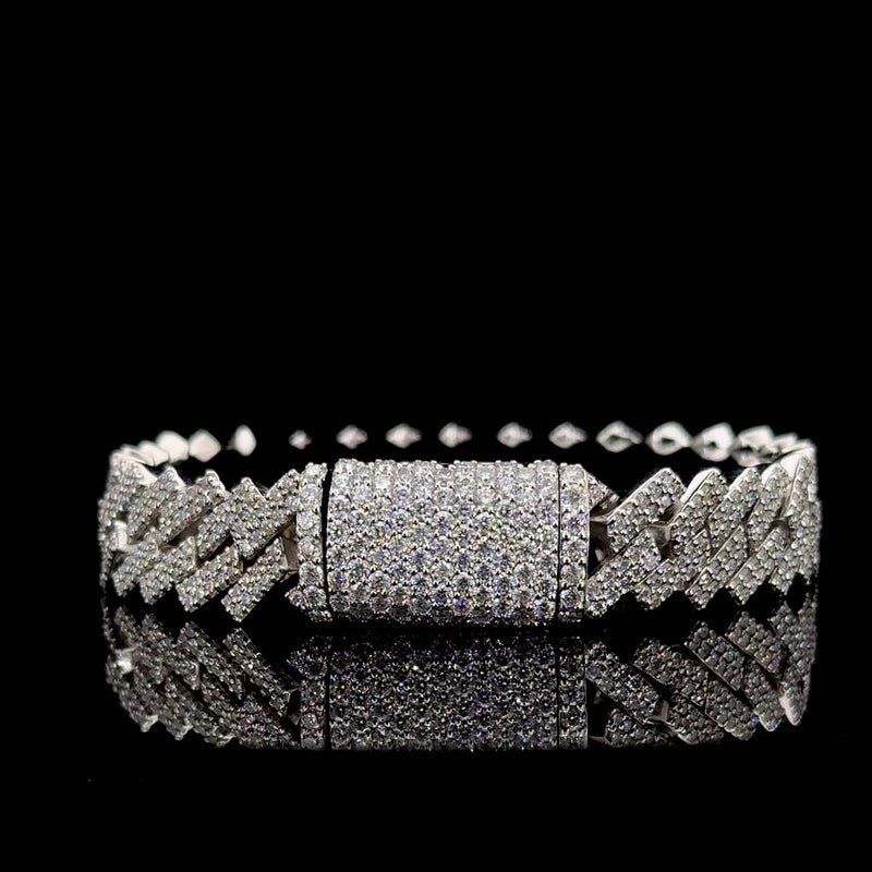 925S & VVS MOISSANITE 12MM CUBAN BRACELET